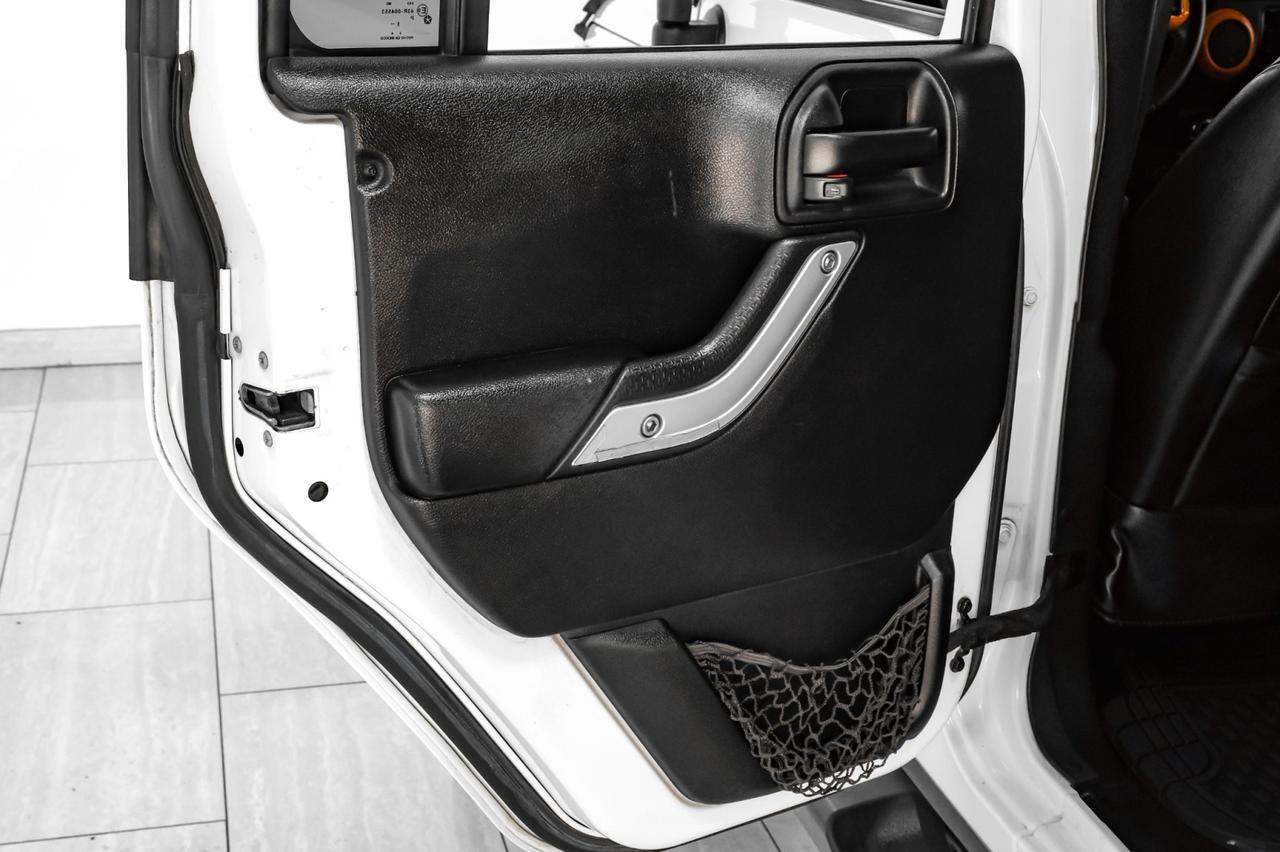 2016 Jeep Wrangler UNLIMITED SAHARA 4WD AUTOMATIC HARD TOP CONVERTIBLE NAVIGATION Carrollton TX