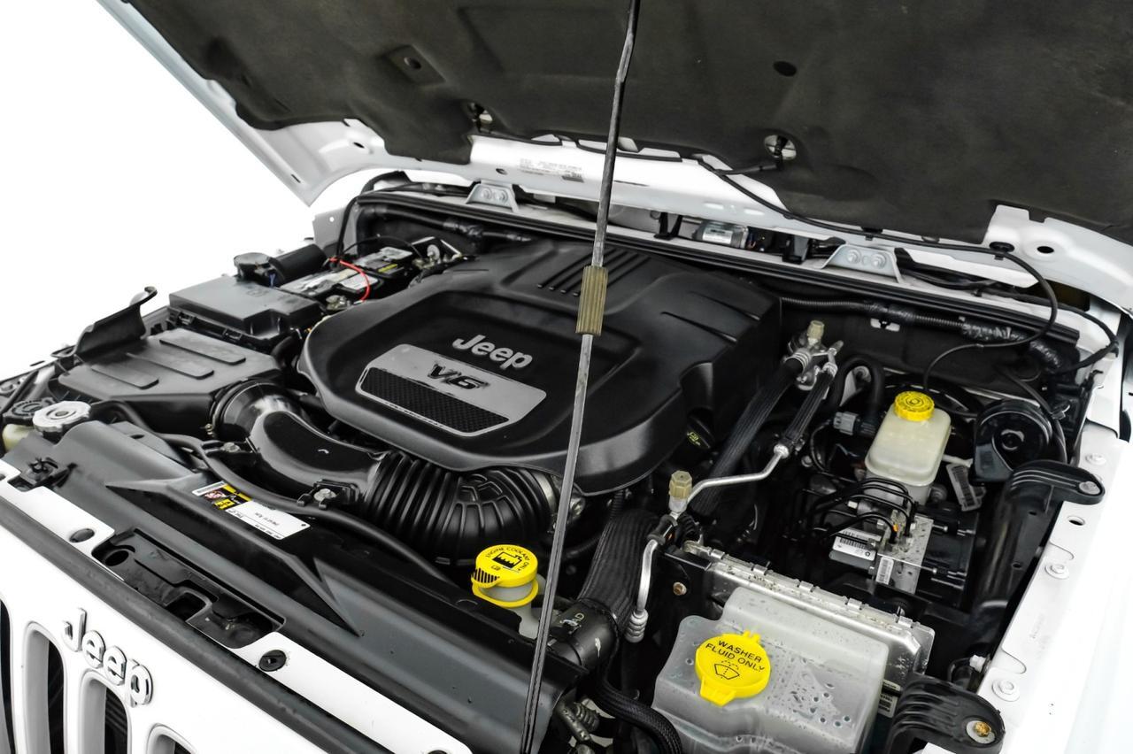 2016 Jeep Wrangler UNLIMITED SAHARA 4WD AUTOMATIC HARD TOP CONVERTIBLE NAVIGATION Carrollton TX