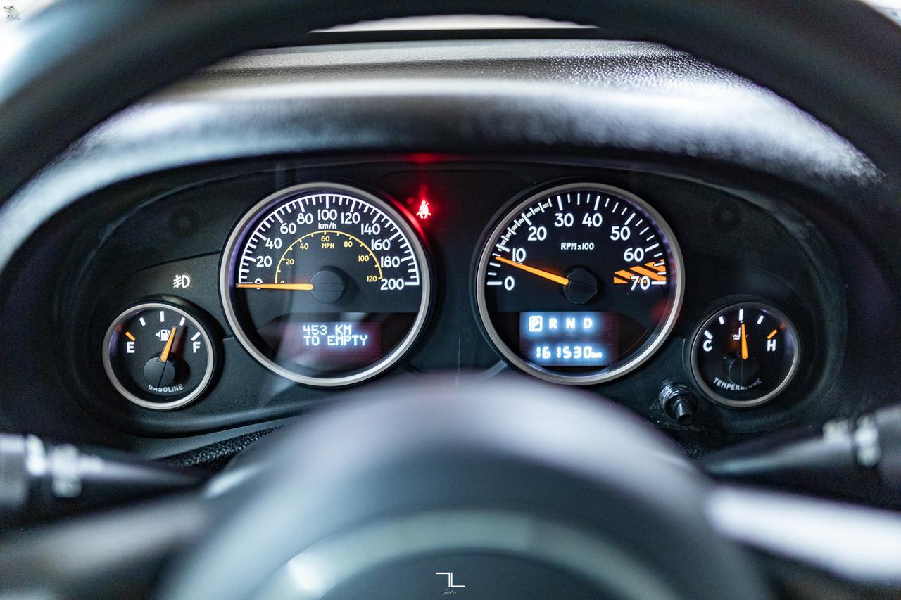 2016 Jeep Wrangler Unlimited 4x4 Sahara 75th Anniversary Edition Leather Nav Red Deer AB