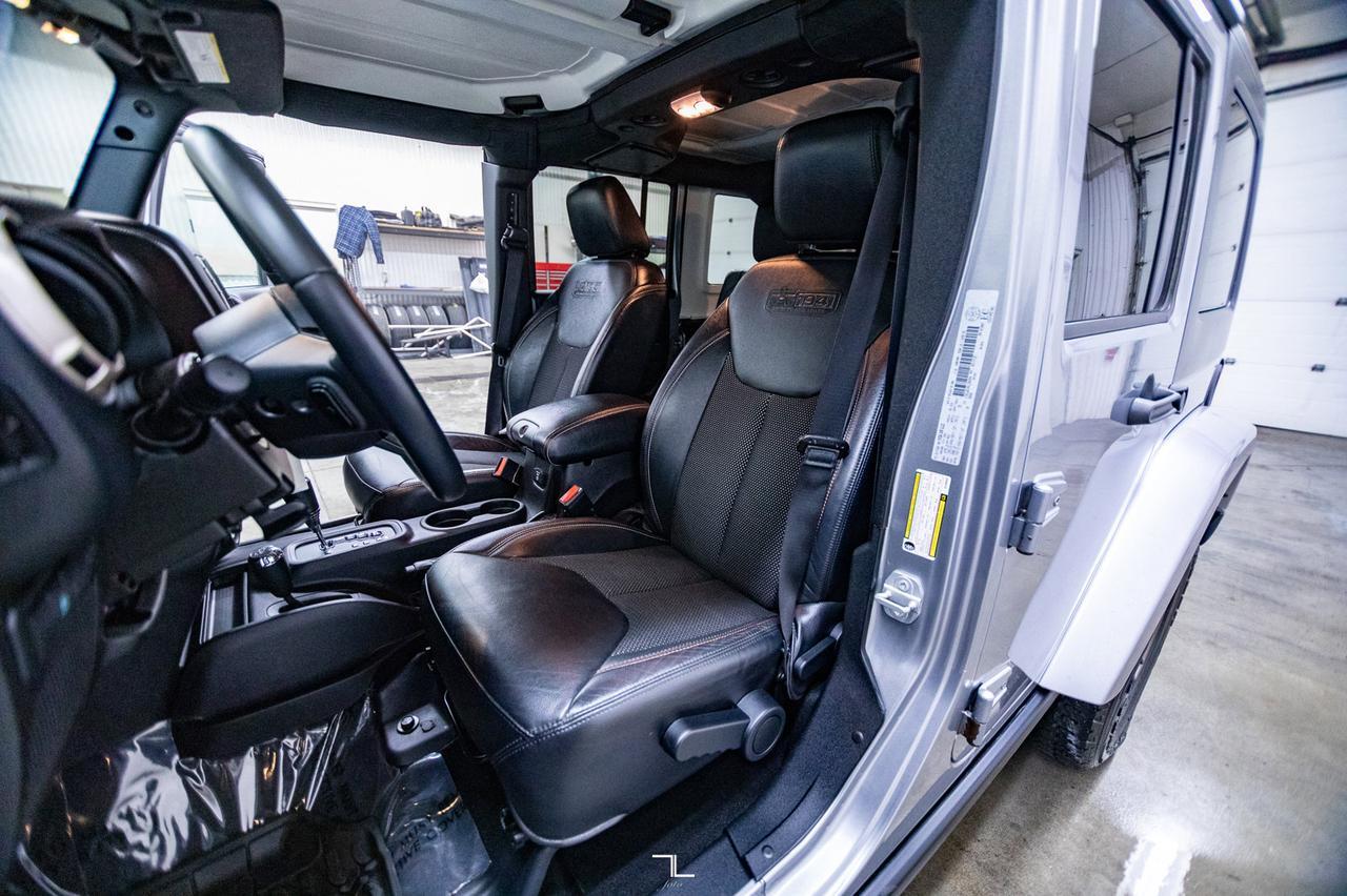 2016 Jeep Wrangler Unlimited 4x4 Sahara 75th Anniversary Leather Nav Red Deer AB