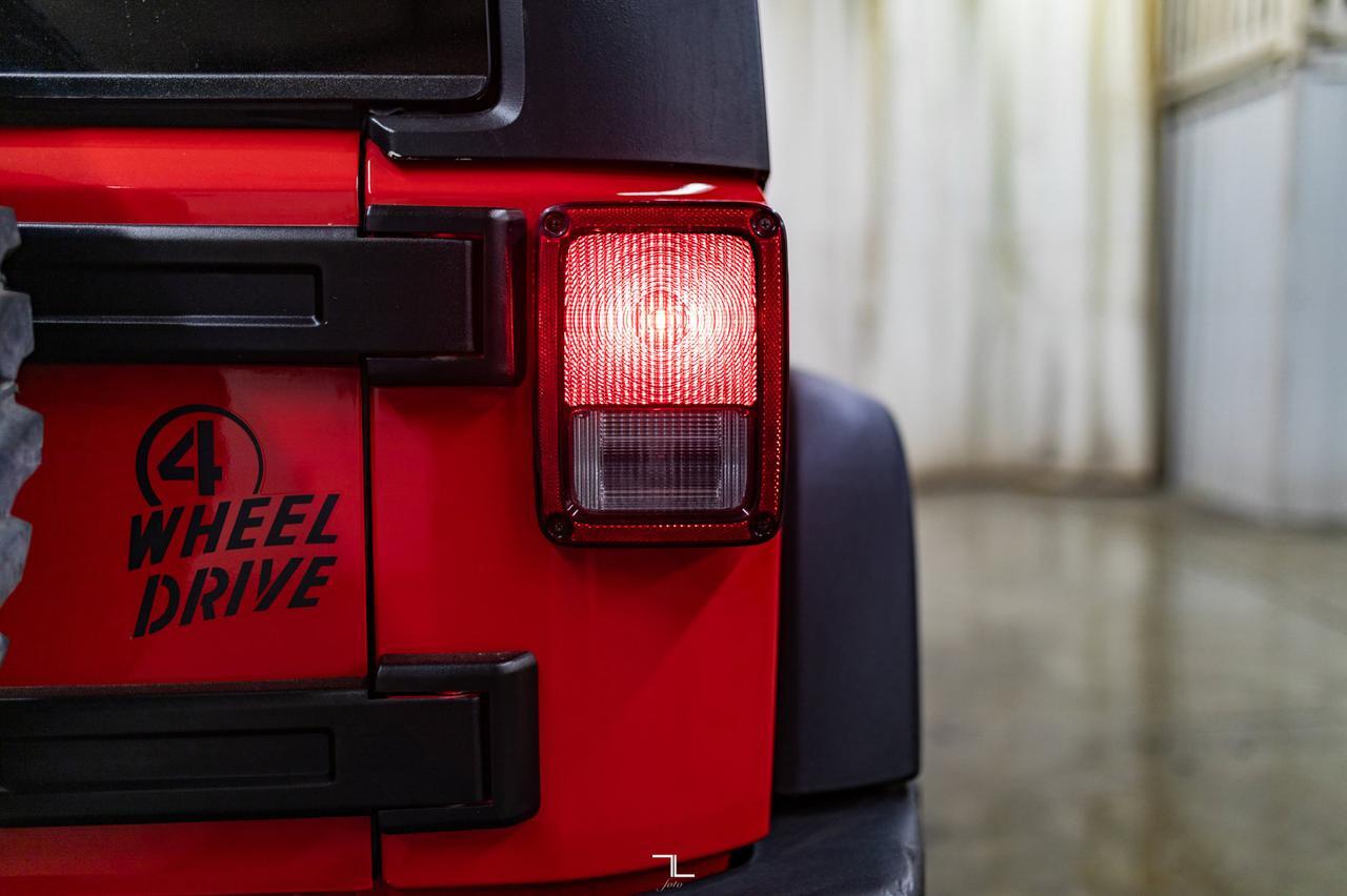 2016 Jeep Wrangler Unlimited 4x4 Willys Red Deer AB