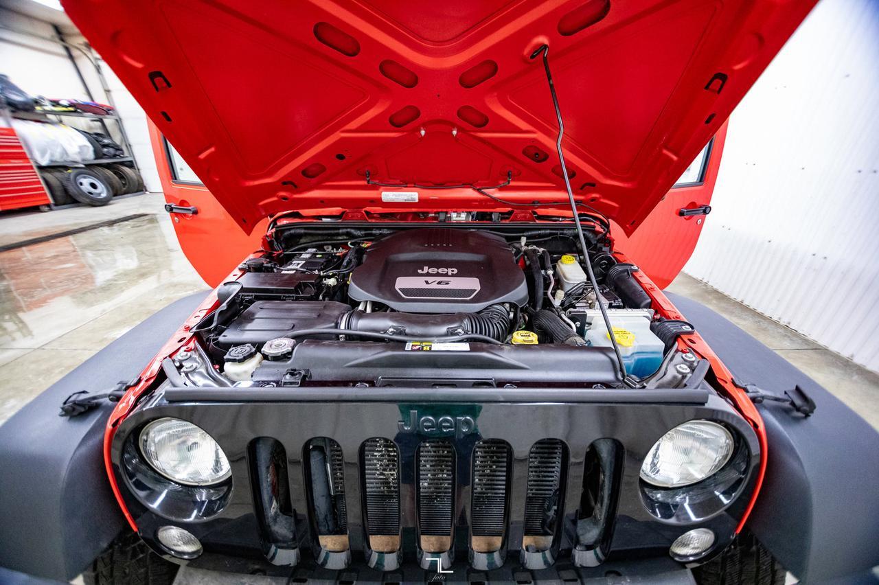 2016 Jeep Wrangler Unlimited 4x4 Willys Red Deer AB