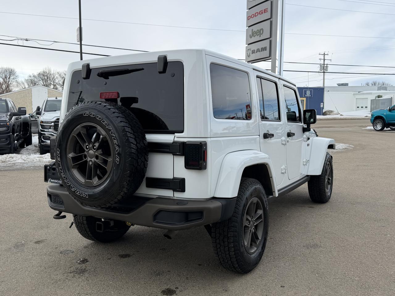 2016 Jeep Wrangler Unlimited 75th Anniversary 4WD V6 | Freedom Hardtop | Remote Start | Heated Seats | Alpine Audio | Towing Redwater AB