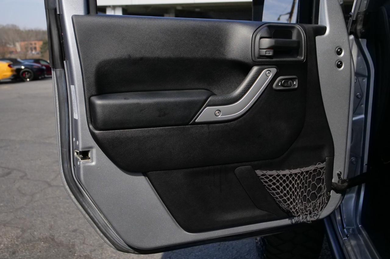 2016 Jeep Wrangler Unlimited Rubicon 4X4 / UPGRADES / LEATHER SEATS / V6! Lincolnton NC