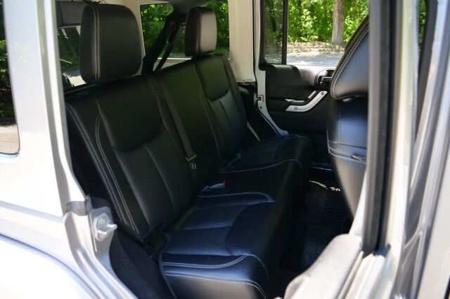 2016 Jeep Wrangler Unlimited Rubicon Hard Rock 4X4 / Steel Bumpers / Leather Seats! High Point NC