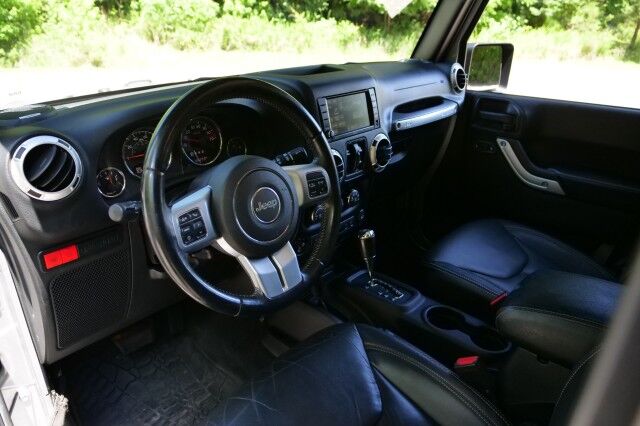 2016 Jeep Wrangler Unlimited Rubicon Hard Rock 4X4 / Steel Bumpers / Leather Seats! High Point NC