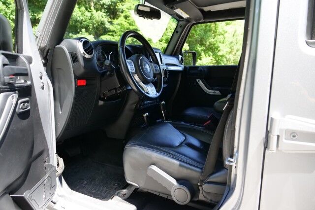 2016 Jeep Wrangler Unlimited Rubicon Hard Rock 4X4 / Steel Bumpers / Leather Seats! High Point NC