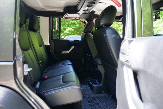 2016 Jeep Wrangler Unlimited Rubicon Hard Rock 4X4 / UPGRADES / Heated Seats! High Point NC
