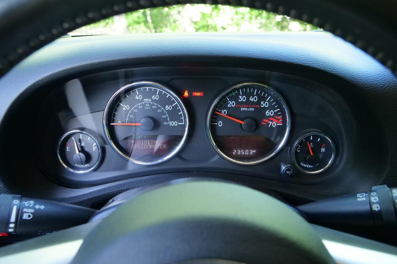 2016 Jeep Wrangler Unlimited Rubicon Hard Rock 4X4 / UPGRADES / Heated Seats! Lincolnton NC