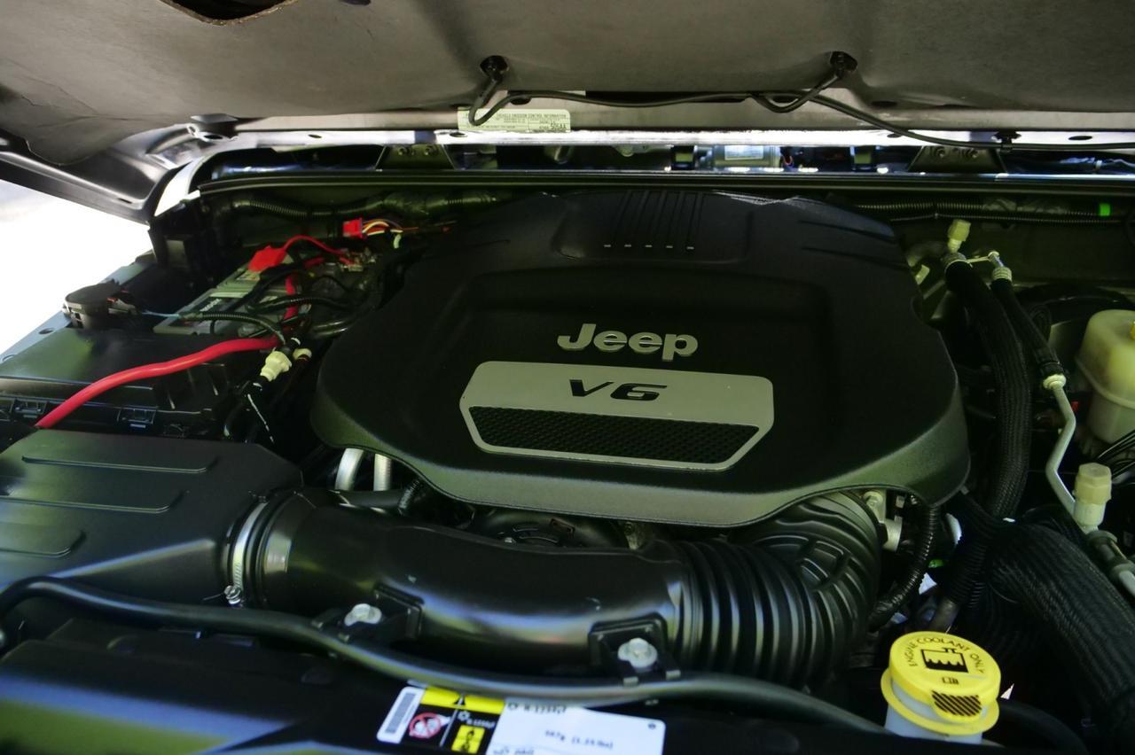 2016 Jeep Wrangler Unlimited Rubicon Hard Rock 4X4 / UPGRADES / Heated Seats! Lincolnton NC