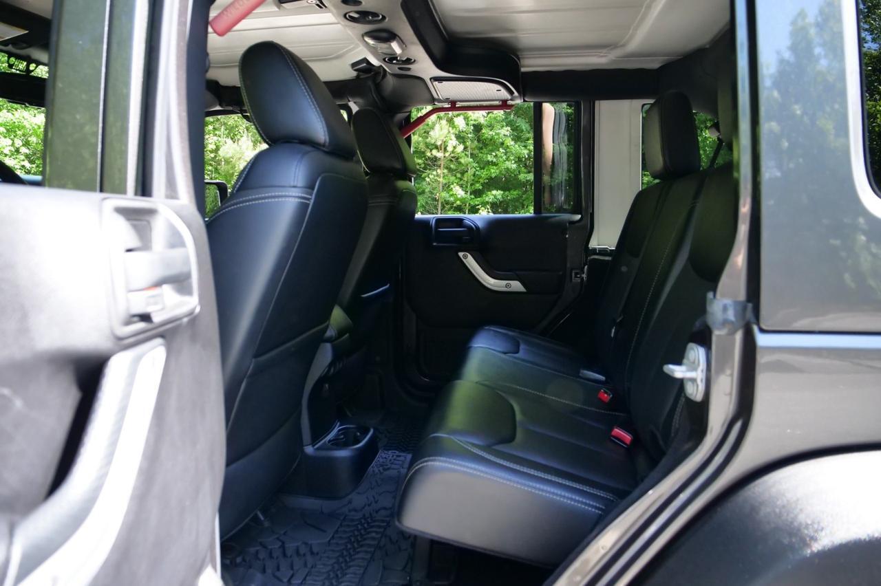 2016 Jeep Wrangler Unlimited Rubicon Hard Rock 4X4 / UPGRADES / Heated Seats! Lincolnton NC