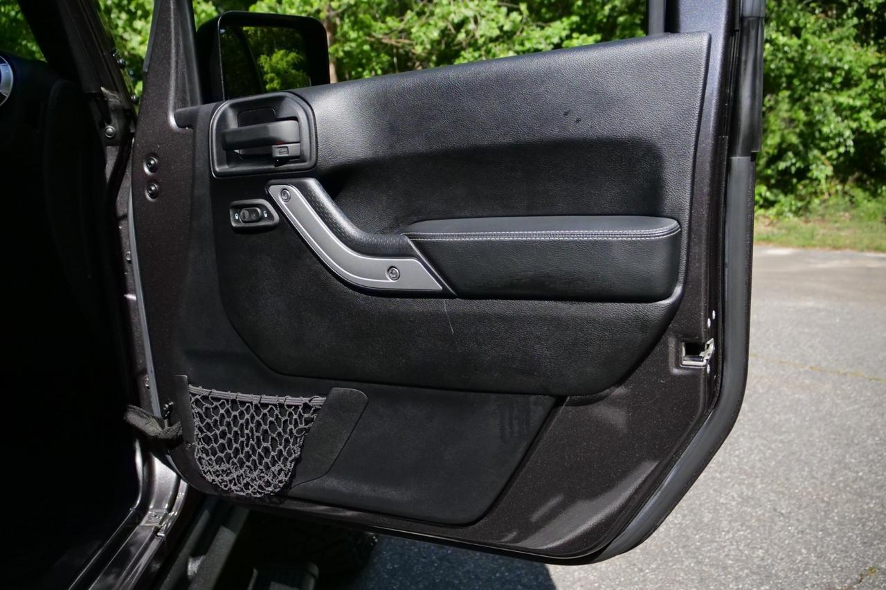 2016 Jeep Wrangler Unlimited Rubicon Hard Rock 4X4 / UPGRADES / Heated Seats! Lincolnton NC