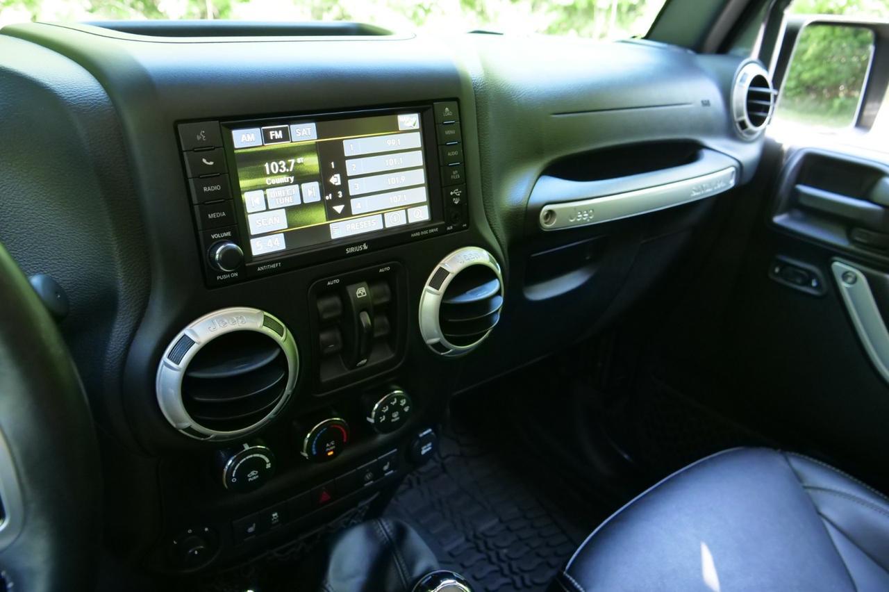 2016 Jeep Wrangler Unlimited Rubicon Hard Rock 4X4 / UPGRADES / Heated Seats! Lincolnton NC