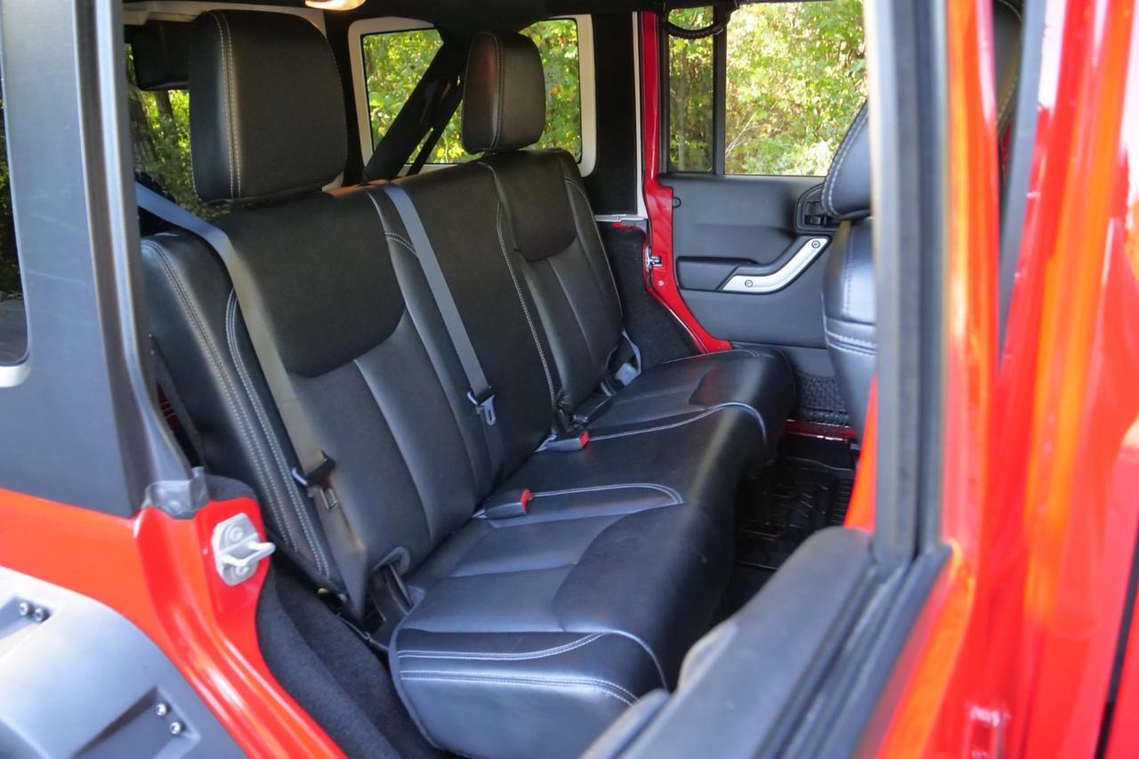 2016 Jeep Wrangler Unlimited Rubicon Hard Rock 4X4 / UPGRADES / Leather Seats High Point NC