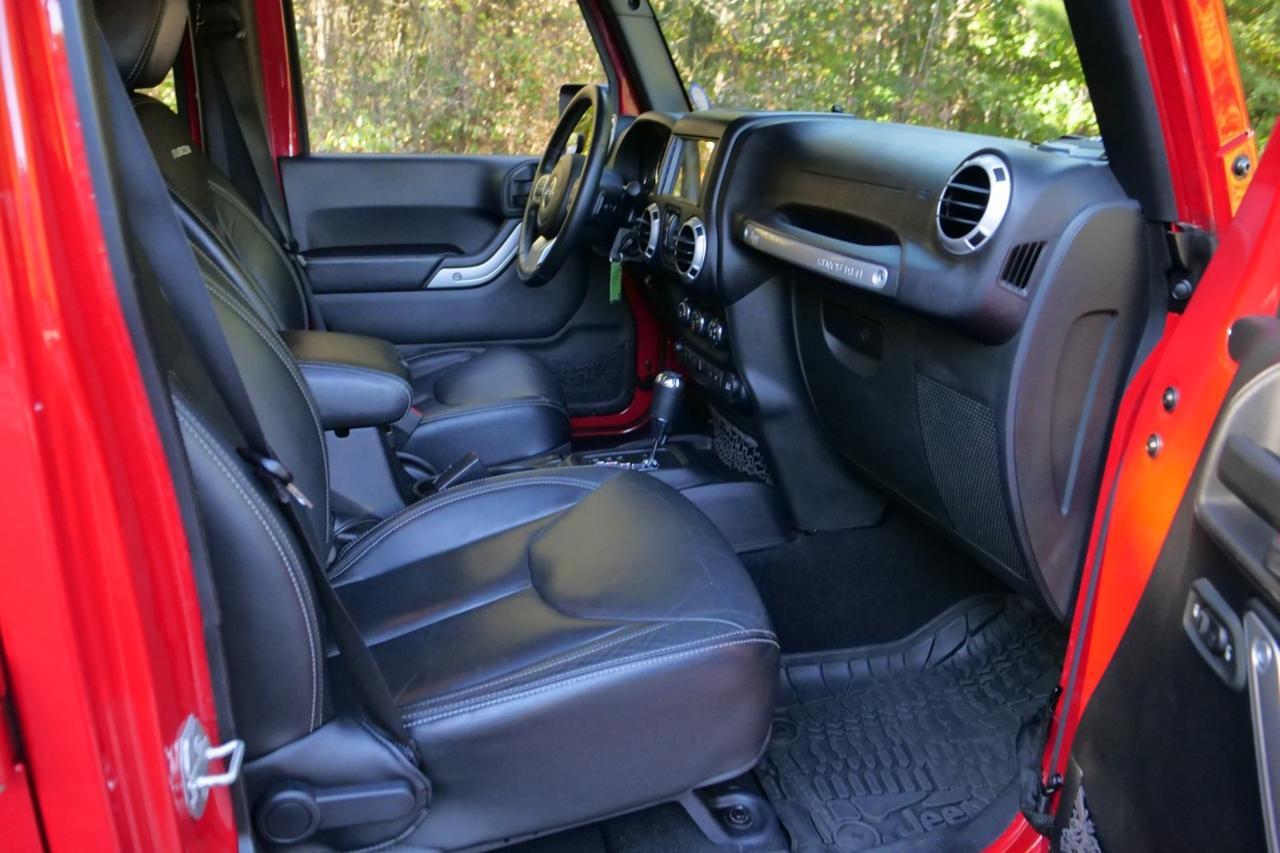 2016 Jeep Wrangler Unlimited Rubicon Hard Rock 4X4 / UPGRADES / Leather Seats High Point NC