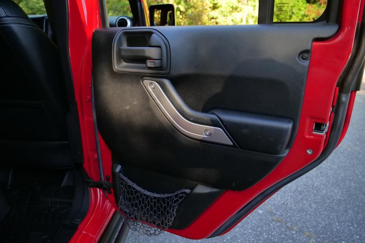 2016 Jeep Wrangler Unlimited Rubicon Hard Rock 4X4 / UPGRADES / Leather Seats High Point NC