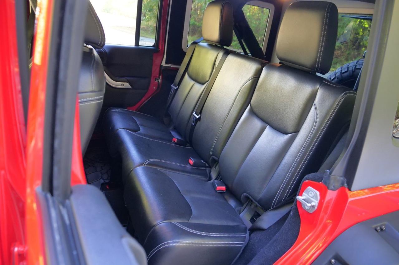 2016 Jeep Wrangler Unlimited Rubicon Hard Rock 4X4 / UPGRADES / Leather Seats High Point NC