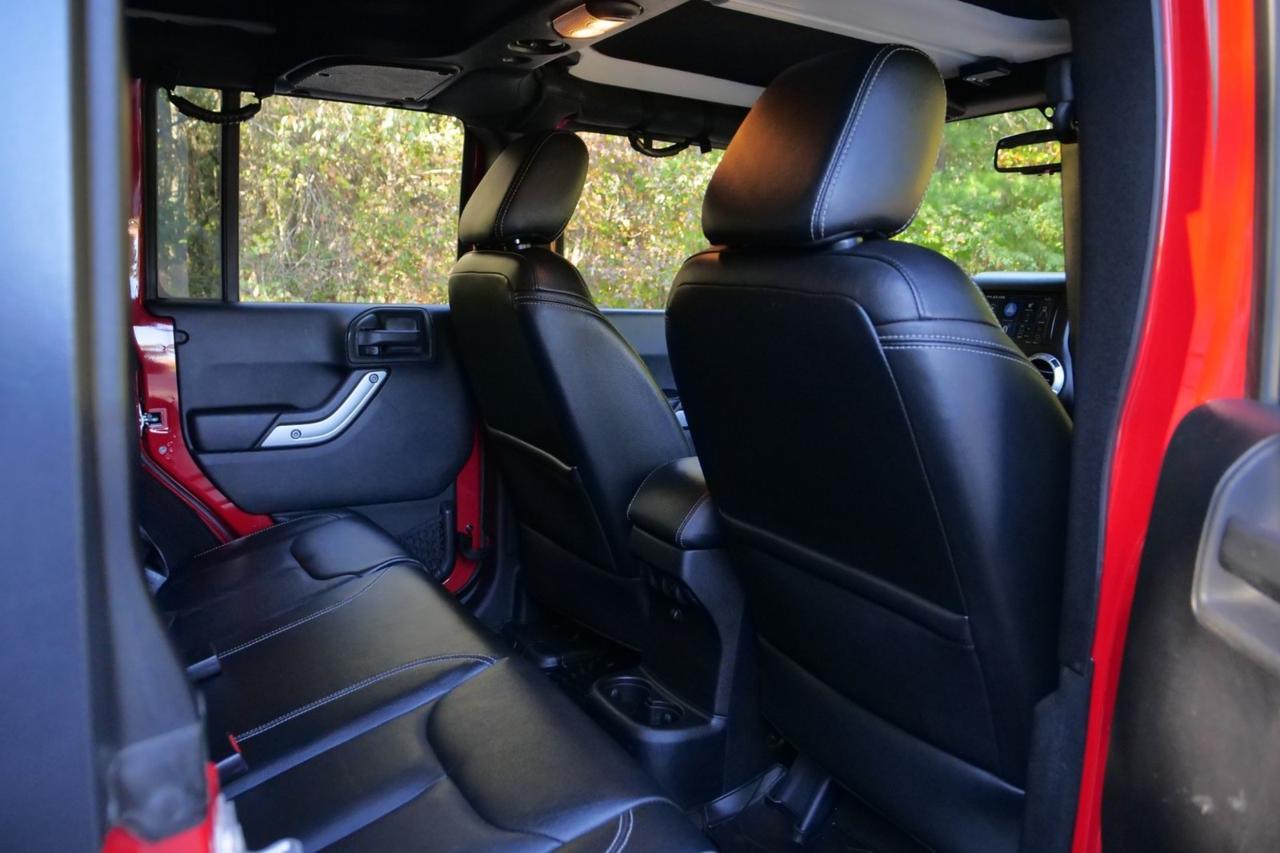 2016 Jeep Wrangler Unlimited Rubicon Hard Rock 4X4 / UPGRADES / Leather Seats High Point NC