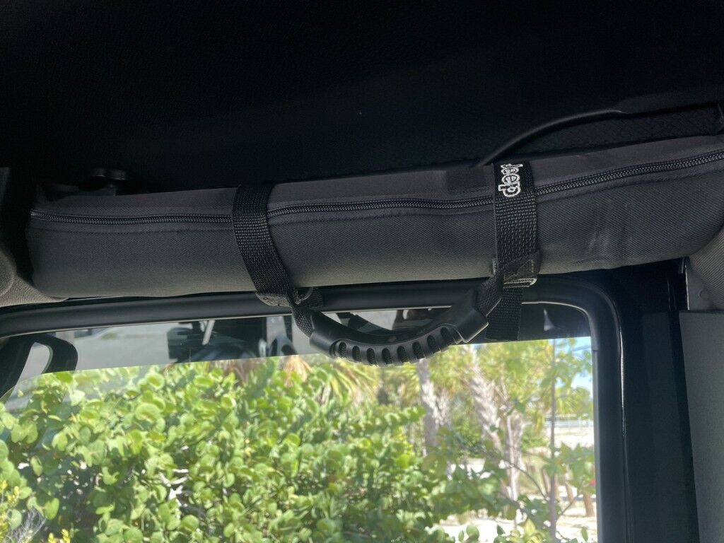 2016 Jeep Wrangler Unlimited Rubicon~LOW MILES~WINCH~LED LIGHTS ALL OVER~4X4~ALLOY SHIFT KNOB~BLUETOOTH~CRUISE CONTROL~FULL SIZE SPARE TIRE~HEATED SEATS~PREMIUM SOUND SYSTEM~REMOTE ENGINE START~REMOVABLE ROOF~TOW HOOKS Sarasota FL