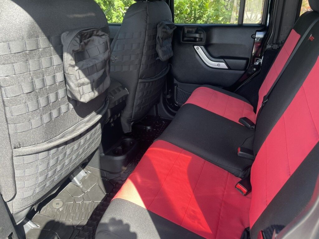 2016 Jeep Wrangler Unlimited Rubicon~LOW MILES~WINCH~LED LIGHTS ALL OVER~4X4~ALLOY SHIFT KNOB~BLUETOOTH~CRUISE CONTROL~FULL SIZE SPARE TIRE~HEATED SEATS~PREMIUM SOUND SYSTEM~REMOTE ENGINE START~REMOVABLE ROOF~TOW HOOKS Sarasota FL