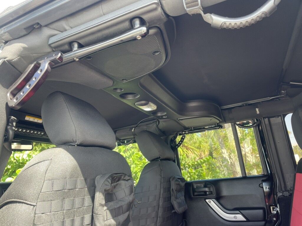 2016 Jeep Wrangler Unlimited Rubicon~LOW MILES~WINCH~LED LIGHTS ALL OVER~4X4~ALLOY SHIFT KNOB~BLUETOOTH~CRUISE CONTROL~FULL SIZE SPARE TIRE~HEATED SEATS~PREMIUM SOUND SYSTEM~REMOTE ENGINE START~REMOVABLE ROOF~TOW HOOKS Sarasota FL