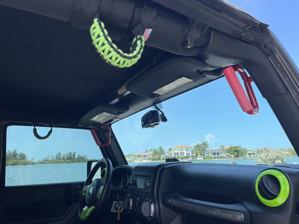 2016 Jeep Wrangler Unlimited SPORT~4X4~CLEAN CARFAX~ONLINE FINANCE AND SHIPPING AVAILABLE!!!! Sarasota FL