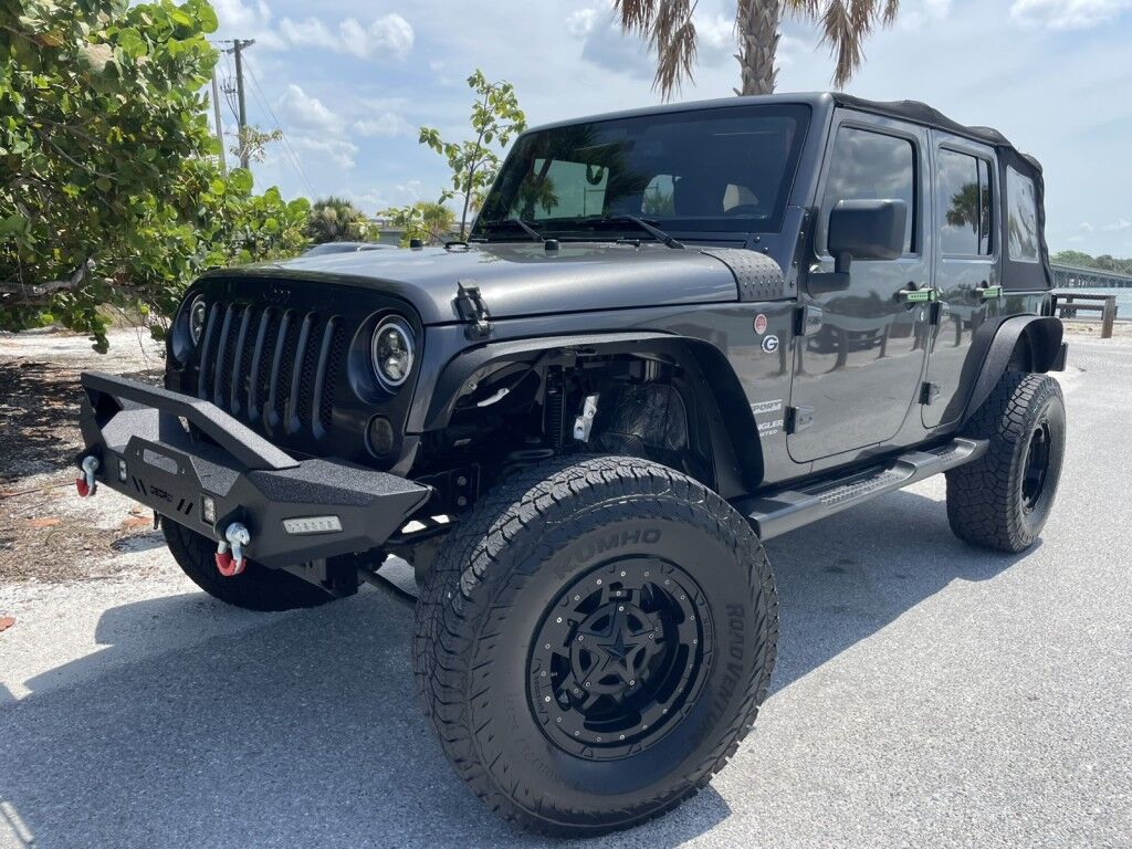 2016 Jeep Wrangler Unlimited SPORT~4X4~CLEAN CARFAX~ONLINE FINANCE AND SHIPPING AVAILABLE!!!! Sarasota FL