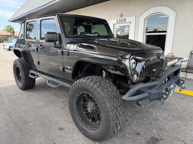 2016 Jeep Wrangler Unlimited Sahara 4WD