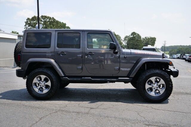 2016 Jeep Wrangler Unlimited Sahara 4X4 / Dual Top / Upgrades / Manual! High Point NC
