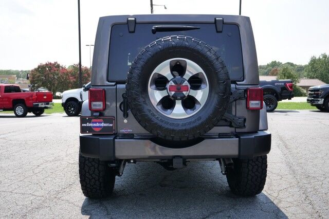 2016 Jeep Wrangler Unlimited Sahara 4X4 / Dual Top / Upgrades / Manual! High Point NC