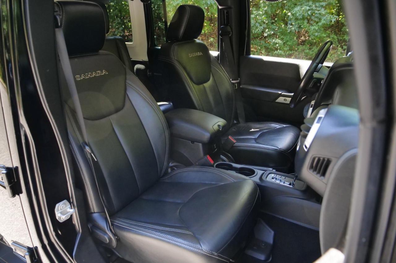 2016 Jeep Wrangler Unlimited Sahara 4X4 / Wheels & Tires / Heated Leather Seats! Lincolnton NC