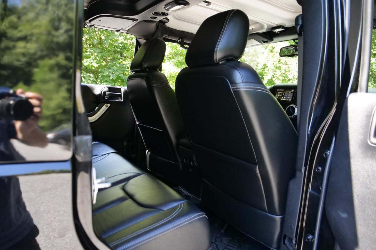 2016 Jeep Wrangler Unlimited Sahara 4X4 / Wheels & Tires / Heated Leather Seats! Lincolnton NC