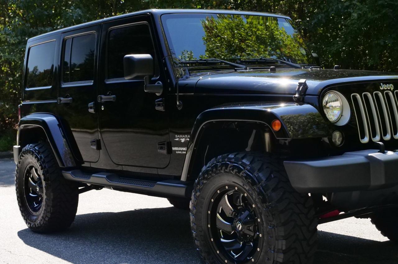 2016 Jeep Wrangler Unlimited Sahara 4X4 / Wheels & Tires / Heated Leather Seats! Lincolnton NC