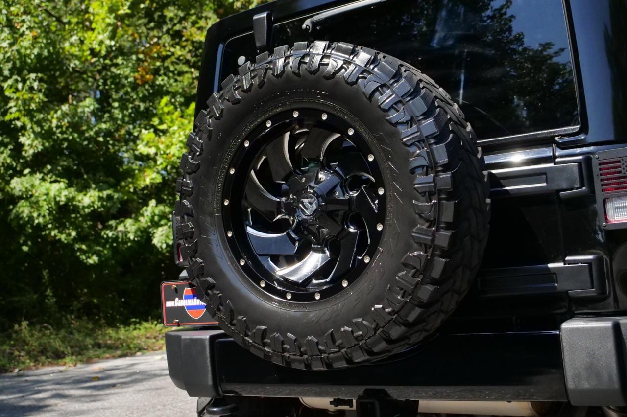 2016 Jeep Wrangler Unlimited Sahara 4X4 / Wheels & Tires / Heated Leather Seats! Lincolnton NC
