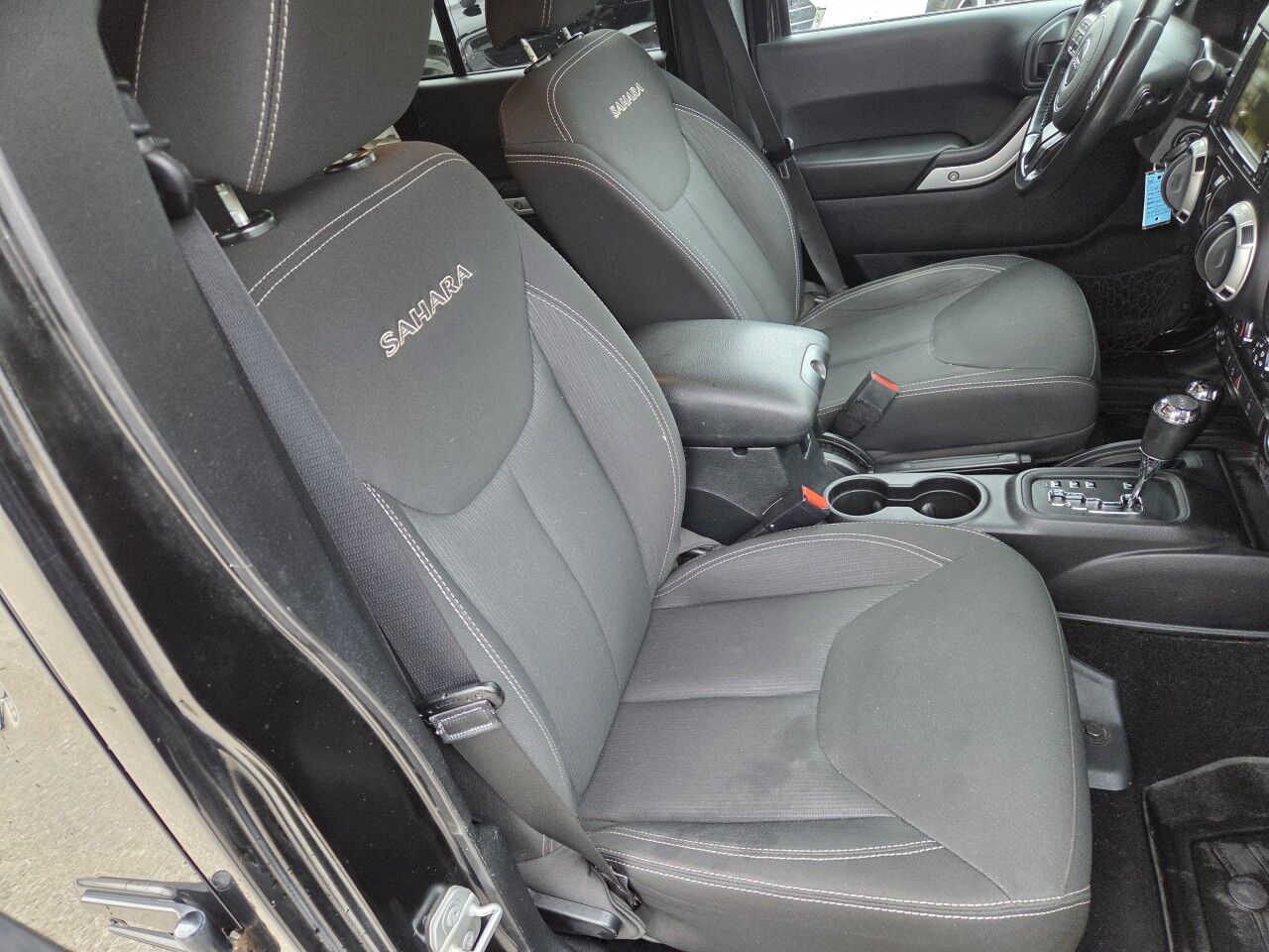 2016 Jeep Wrangler Unlimited Sahara Charlton MA