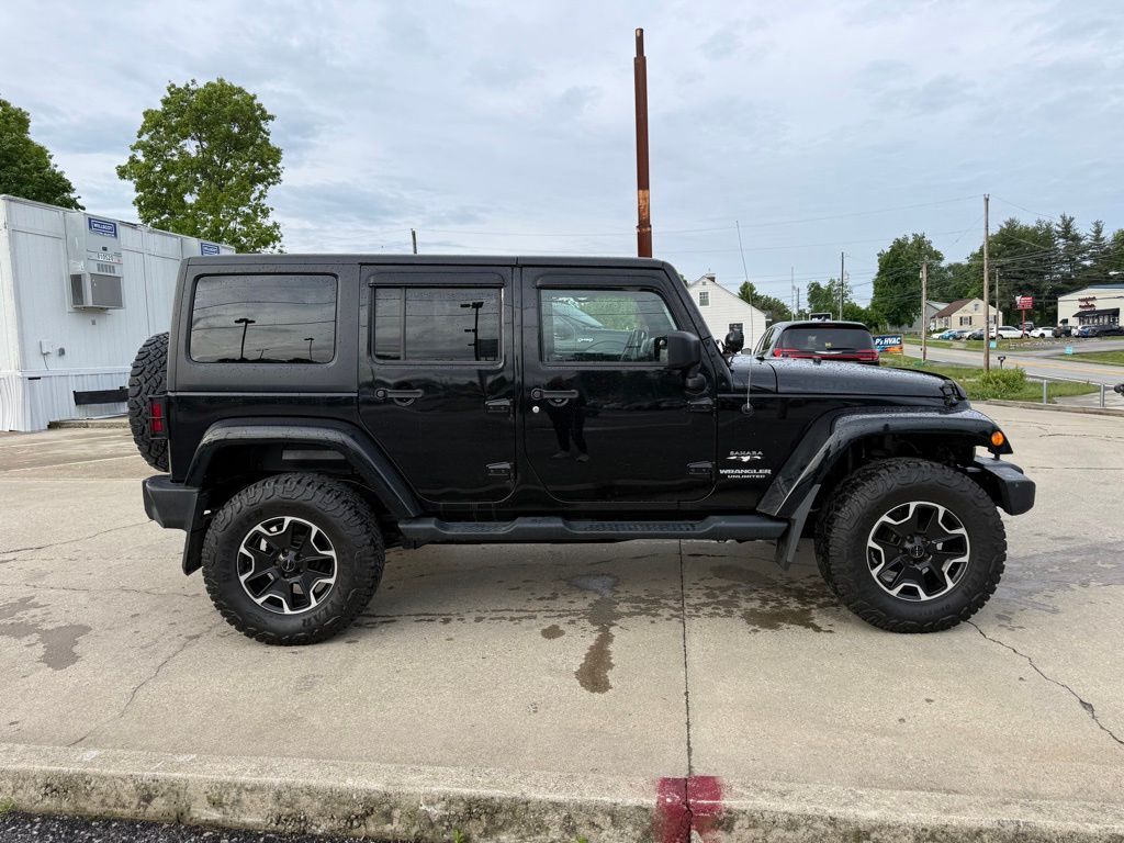 2016 Jeep Wrangler Unlimited Sahara Crestwood KY