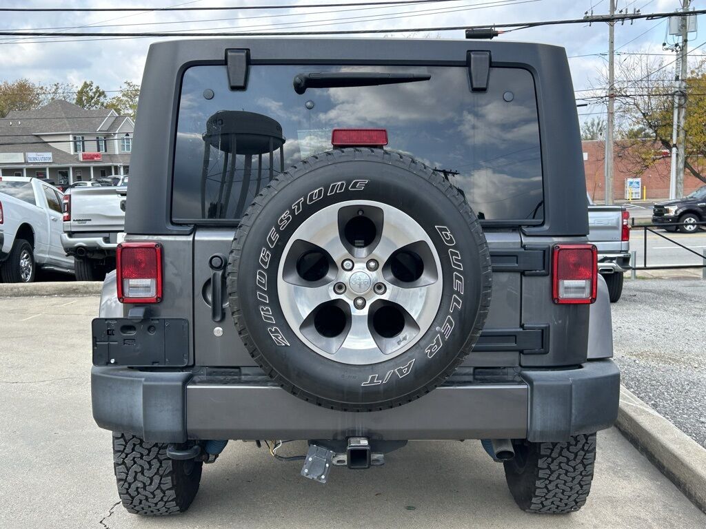 2016 Jeep Wrangler Unlimited Sahara Crestwood KY