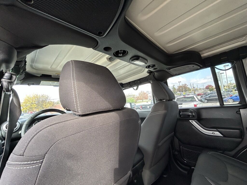 2016 Jeep Wrangler Unlimited Sahara Crestwood KY