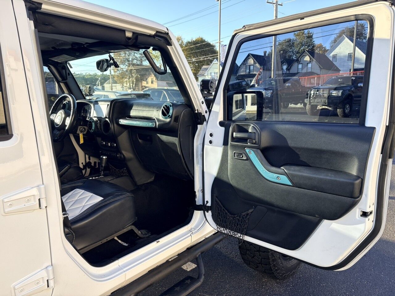 2016 Jeep Wrangler Unlimited Sahara Fitchburg MA