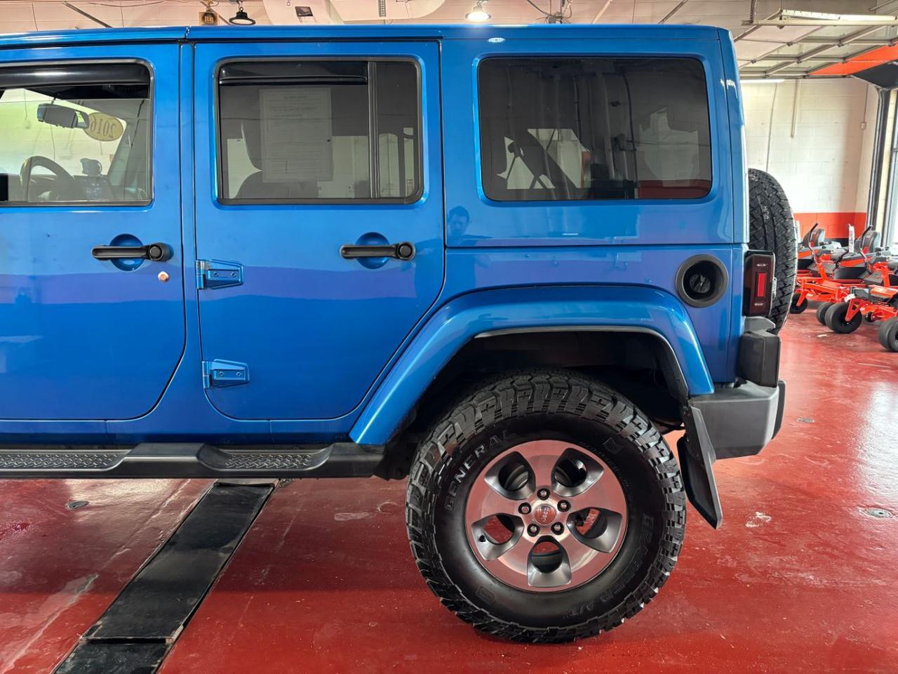 2016 Jeep Wrangler Unlimited Sahara Franklin OH