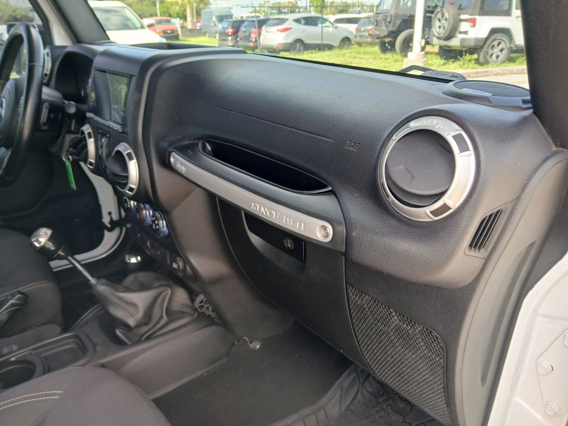 2016 Jeep Wrangler Unlimited Sahara Sport Utility 4D Maitland FL