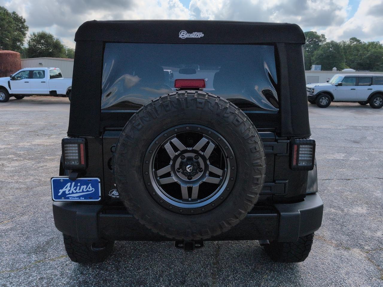 2016 Jeep Wrangler Unlimited Sahara Winder GA