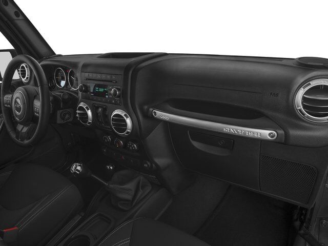 2016 Jeep Wrangler Unlimited Sahara Winder GA