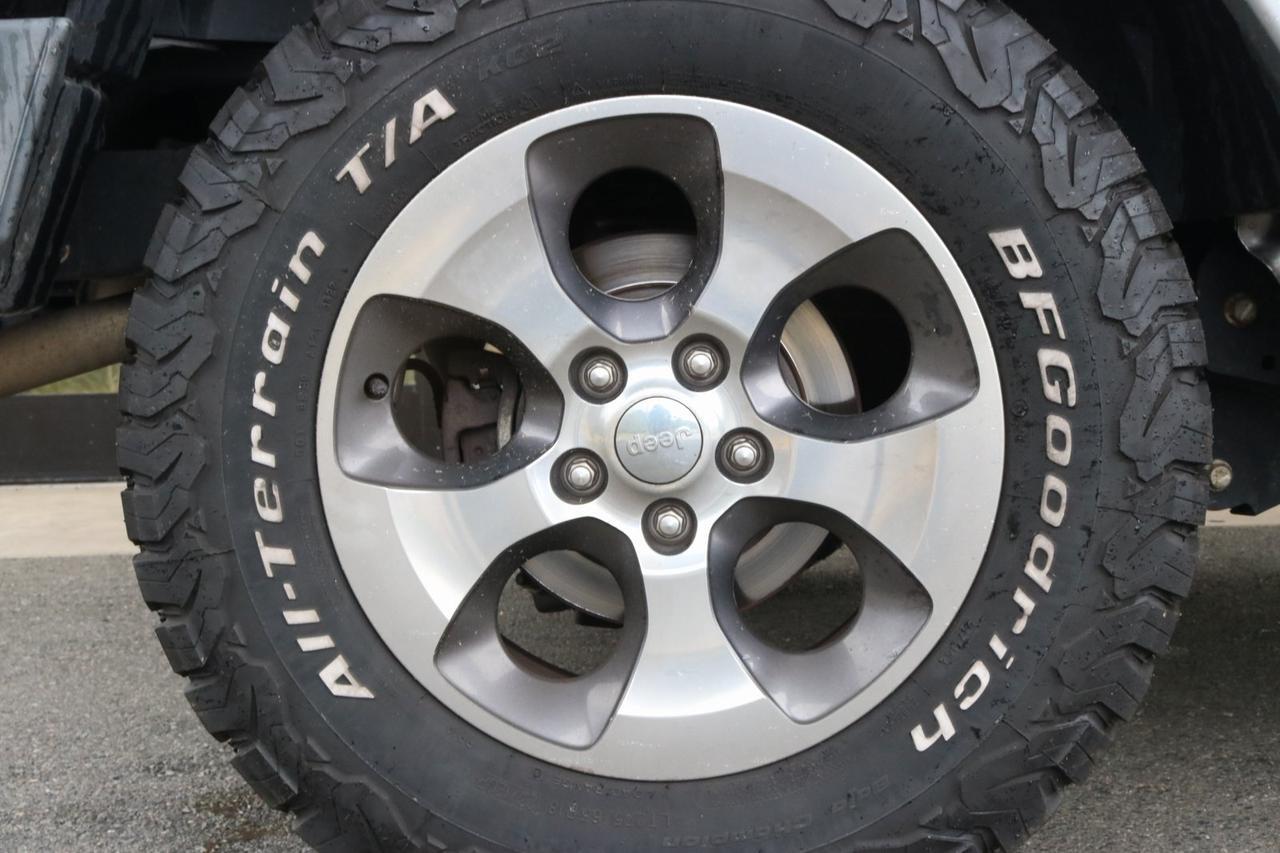 2016 Jeep Wrangler Unlimited Sahara Fredericksburg VA