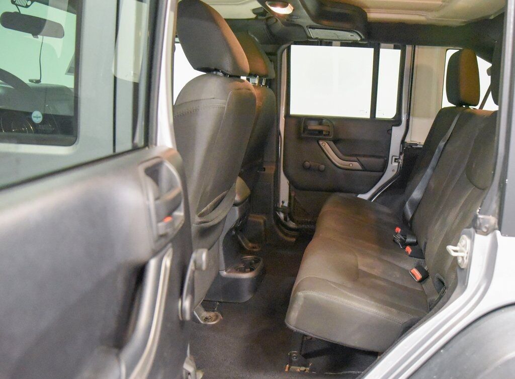 2016 Jeep Wrangler Unlimited Sport Akron OH