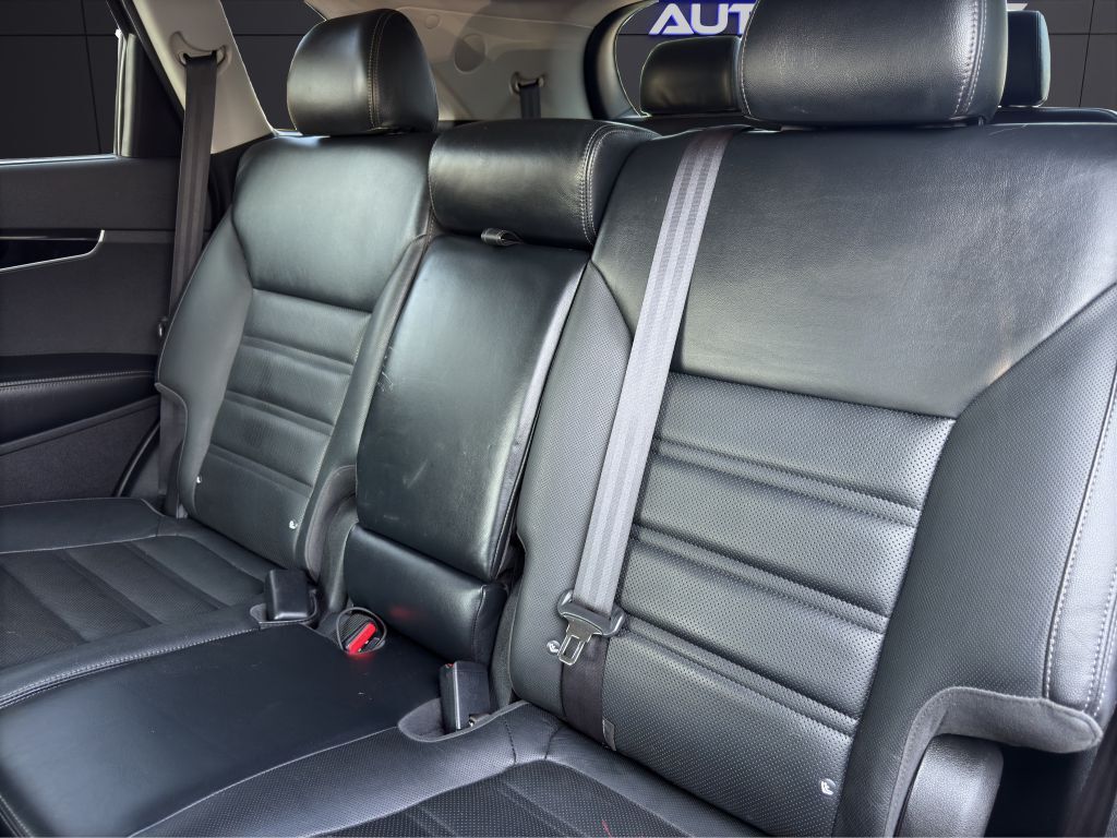 2016 KIA SORENTO SX KBB VALUE 13K WOW Columbus OH