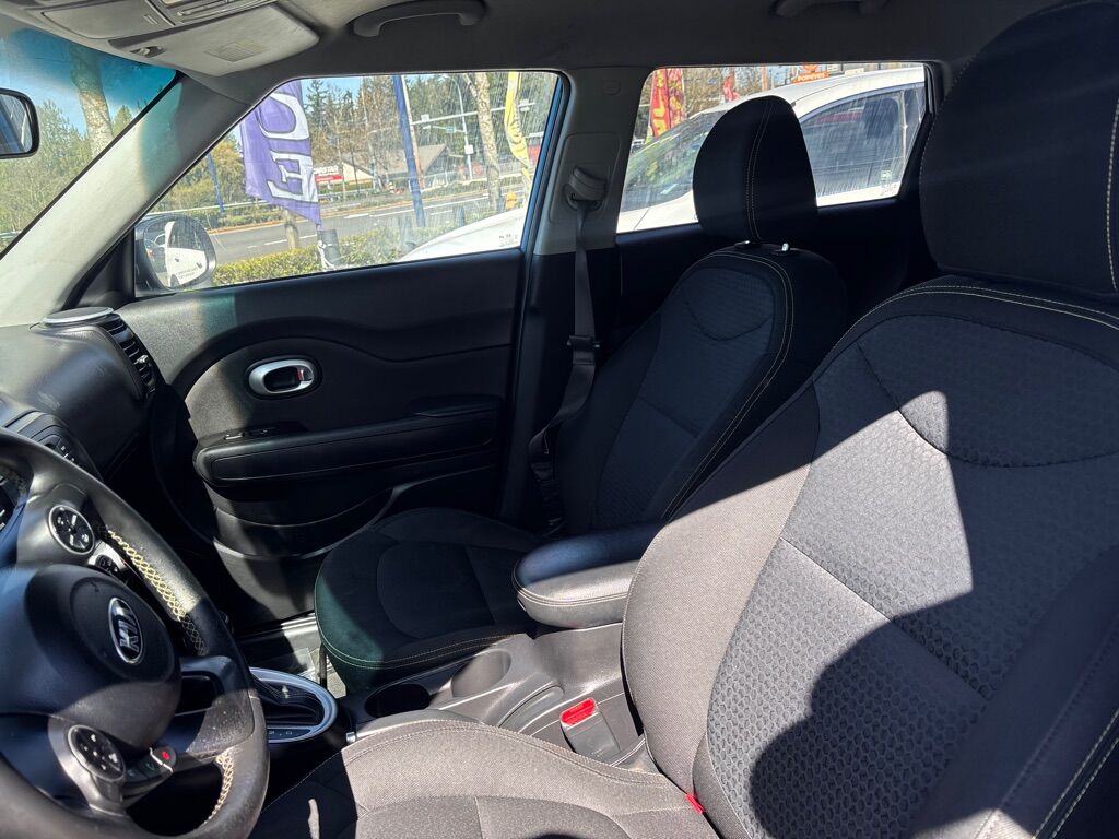 2016 KIA SOUL + Des Moines WA