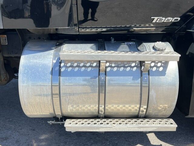 2016 Kenworth T880 Jerr-Dan 35 Ton Integrate Heavy Duty Wrecker Truck Miami FL