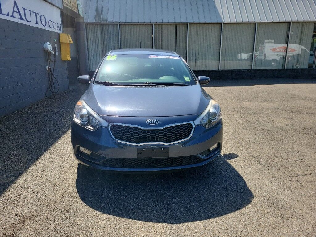 2016 Kia Forte 5-Door LX Vestal NY