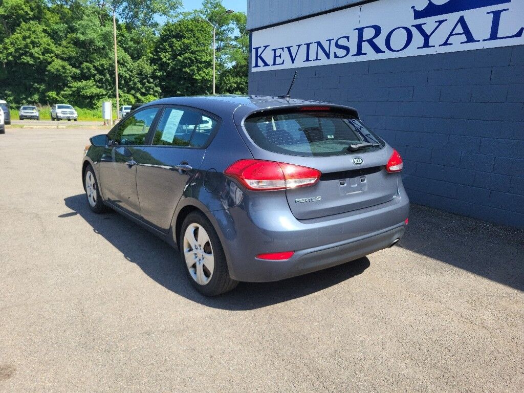 2016 Kia Forte 5-Door LX Vestal NY